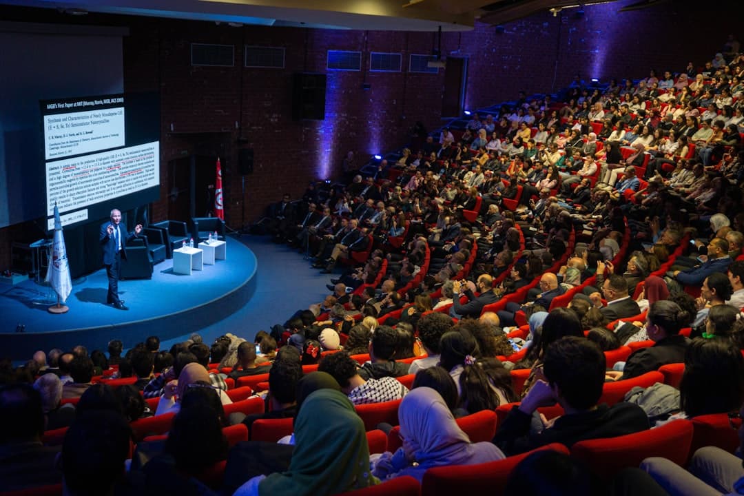 Conferencias y Seminarios